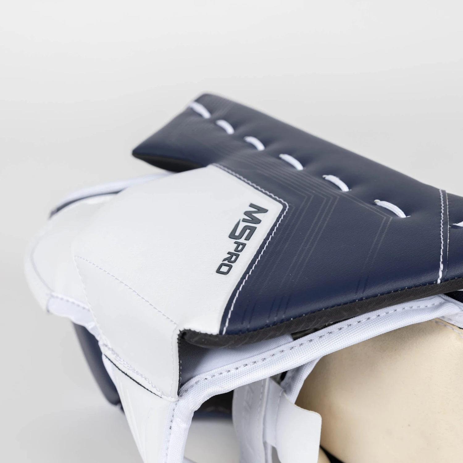 Bauer Supreme M5 Pro Intermediate Goalie Blocker 9 Bauer Supreme M5 Pro Intermediate Goalie Blocker - Image 7