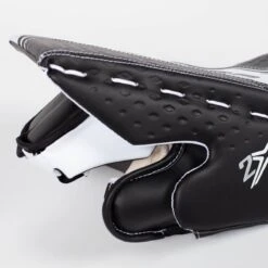 Bauer Vapor 2X Senior Goalie Blocker -Hockey Equipment Store bauer blockers bauer vapor 2x senior goalie blocker 5427546193986