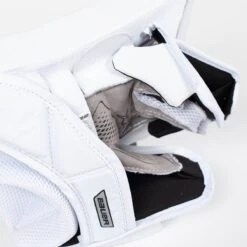 Bauer Vapor X2.7 Junior Goalie Blocker 17 Bauer Vapor X2.7 Junior Goalie Blocker -Hockey Equipment Store bauer blockers bauer vapor x2 7 junior goalie blocker 5427646201922