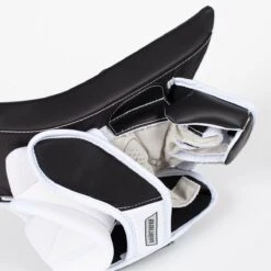 Bauer Vapor X2.7 Senior Goalie Blocker 16 Bauer Vapor X2.7 Senior Goalie Blocker -Hockey Equipment Store bauer blockers bauer vapor x2 7 senior goalie blocker 5427607273538