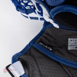 Bauer Vapor 3X Intermediate Goalie Catcher 37 Bauer Vapor 3X Intermediate Goalie Catcher -Hockey Equipment Store bauer catchers bauer vapor 3x intermediate goalie catcher 28108953419842