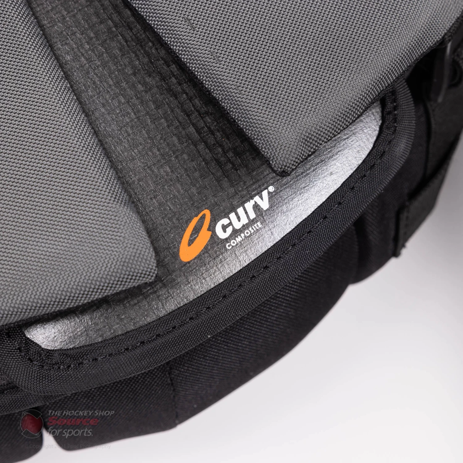 Bauer Vapor HyperLite Senior Chest & Arm Protector - Red 15 Bauer Vapor HyperLite Senior Chest & Arm Protector - Red - Image 13