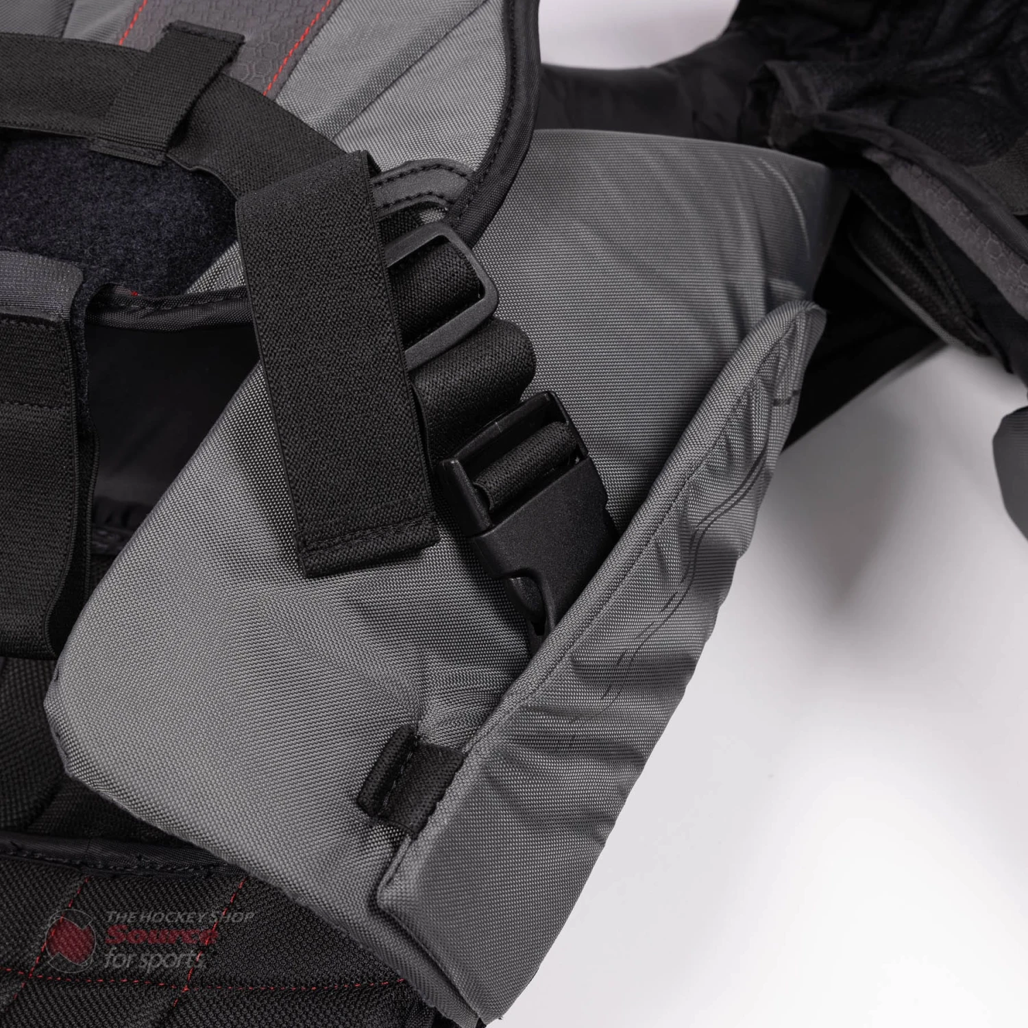 Bauer Vapor HyperLite Senior Chest & Arm Protector - Red 17 Bauer Vapor HyperLite Senior Chest & Arm Protector - Red - Image 15