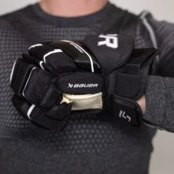 Bauer Supreme Matrix Senior Hockey Gloves 41 Bauer Supreme Matrix Senior Hockey Gloves -Hockey Equipment Store bauer gloves bauer supreme matrix senior hockey gloves 30400535855170