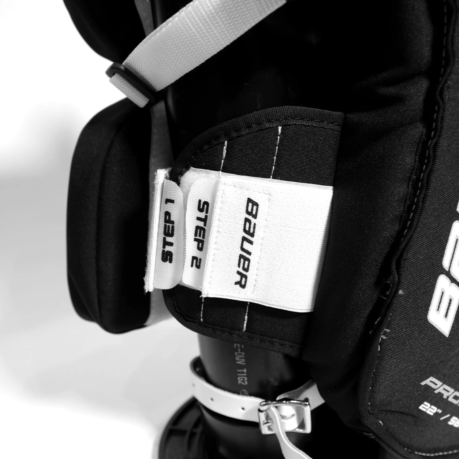 Bauer Prodigy Youth Goalie Leg Pads 6 Bauer Prodigy Youth Goalie Leg Pads - Image 4