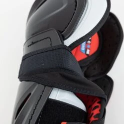 Bauer Vapor Hyperlite Senior Hockey Shin Guards -Hockey Equipment Store bauer shin guards bauer vapor hyperlite senior hockey shin guards 29084822470722