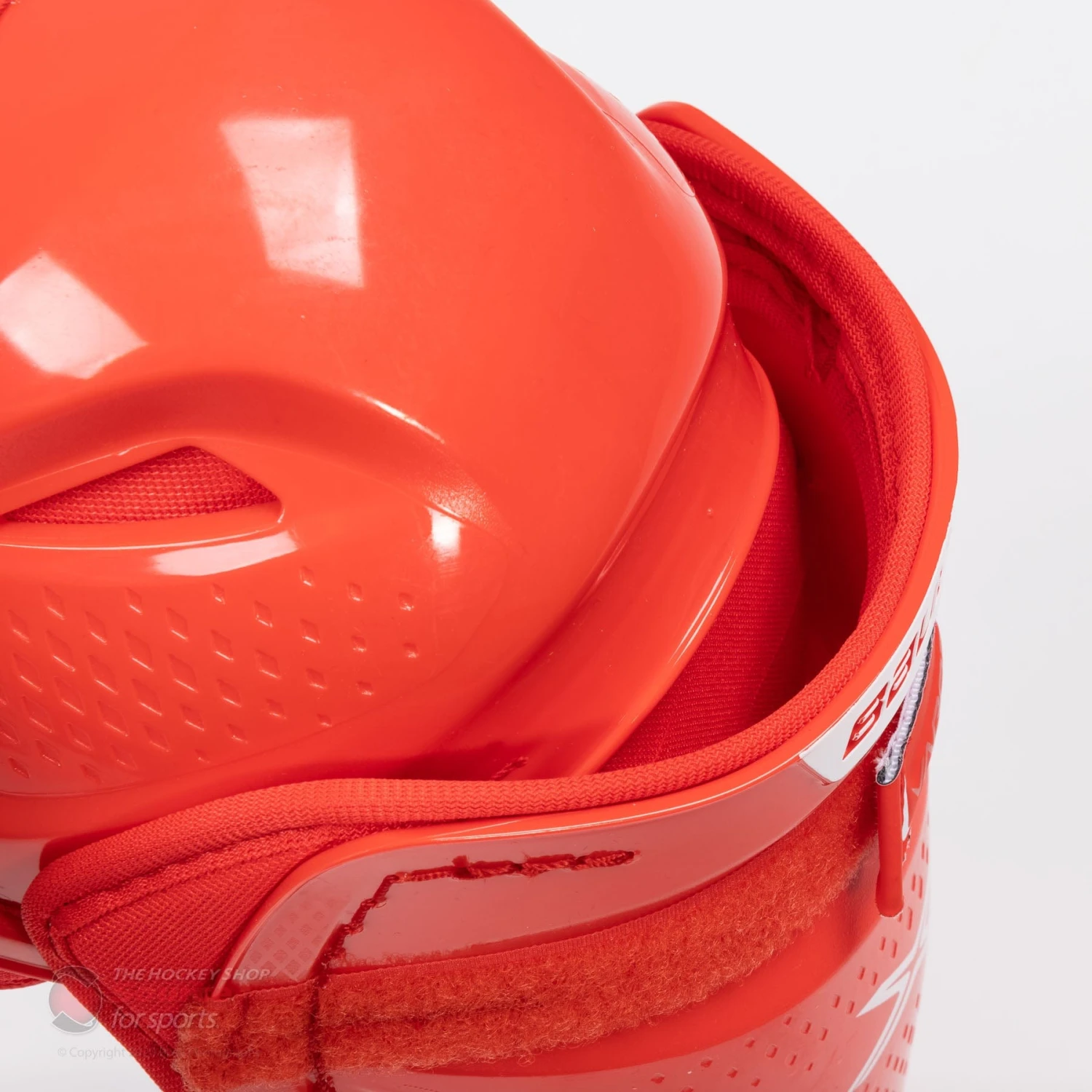 Bauer Vapor X-R Senior Hockey Shin Guards 8 Bauer Vapor X-R Senior Hockey Shin Guards - Image 6