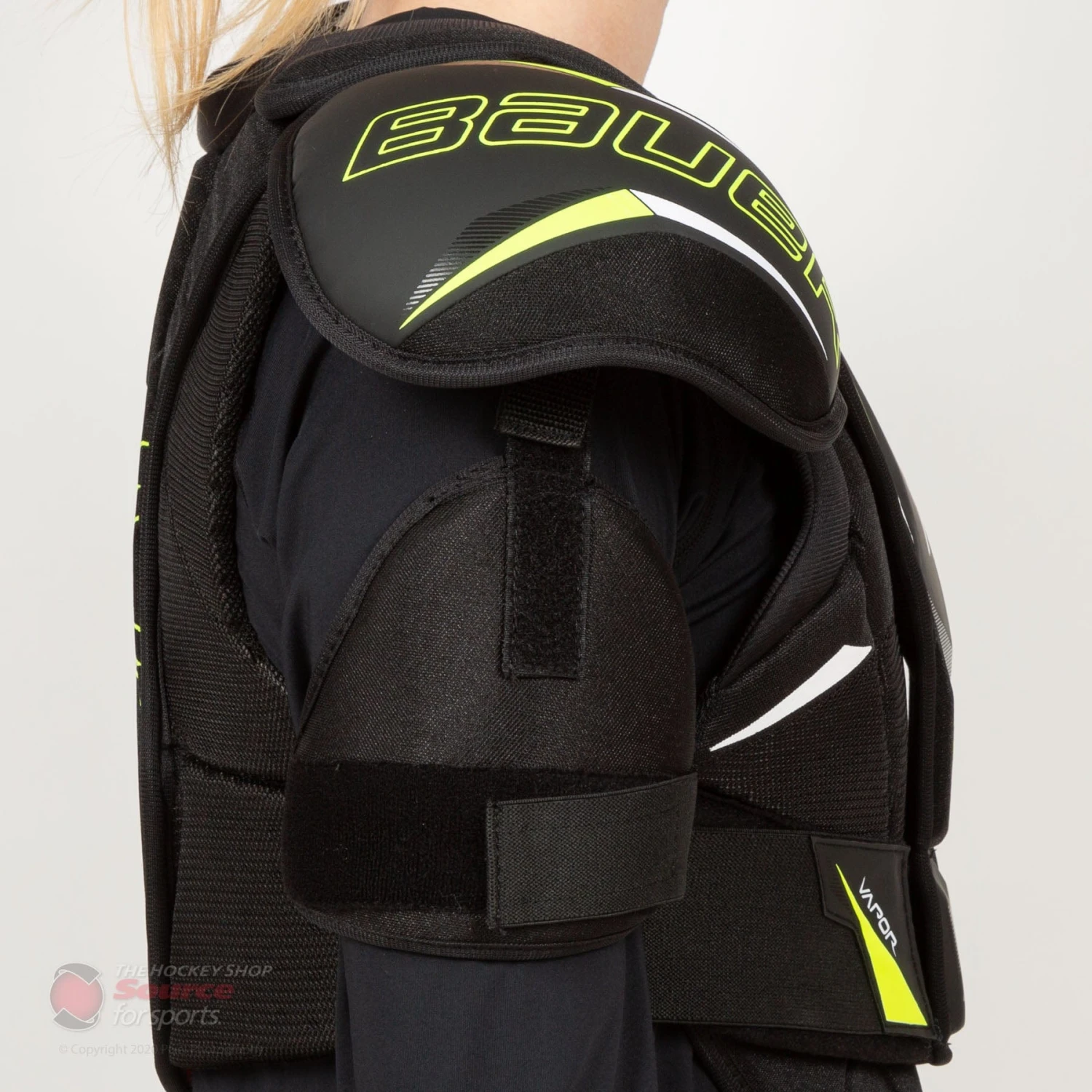 Bauer Vapor X-W Womens Hockey Shoulder Pads 8 Bauer Vapor X-W Womens Hockey Shoulder Pads - Image 6
