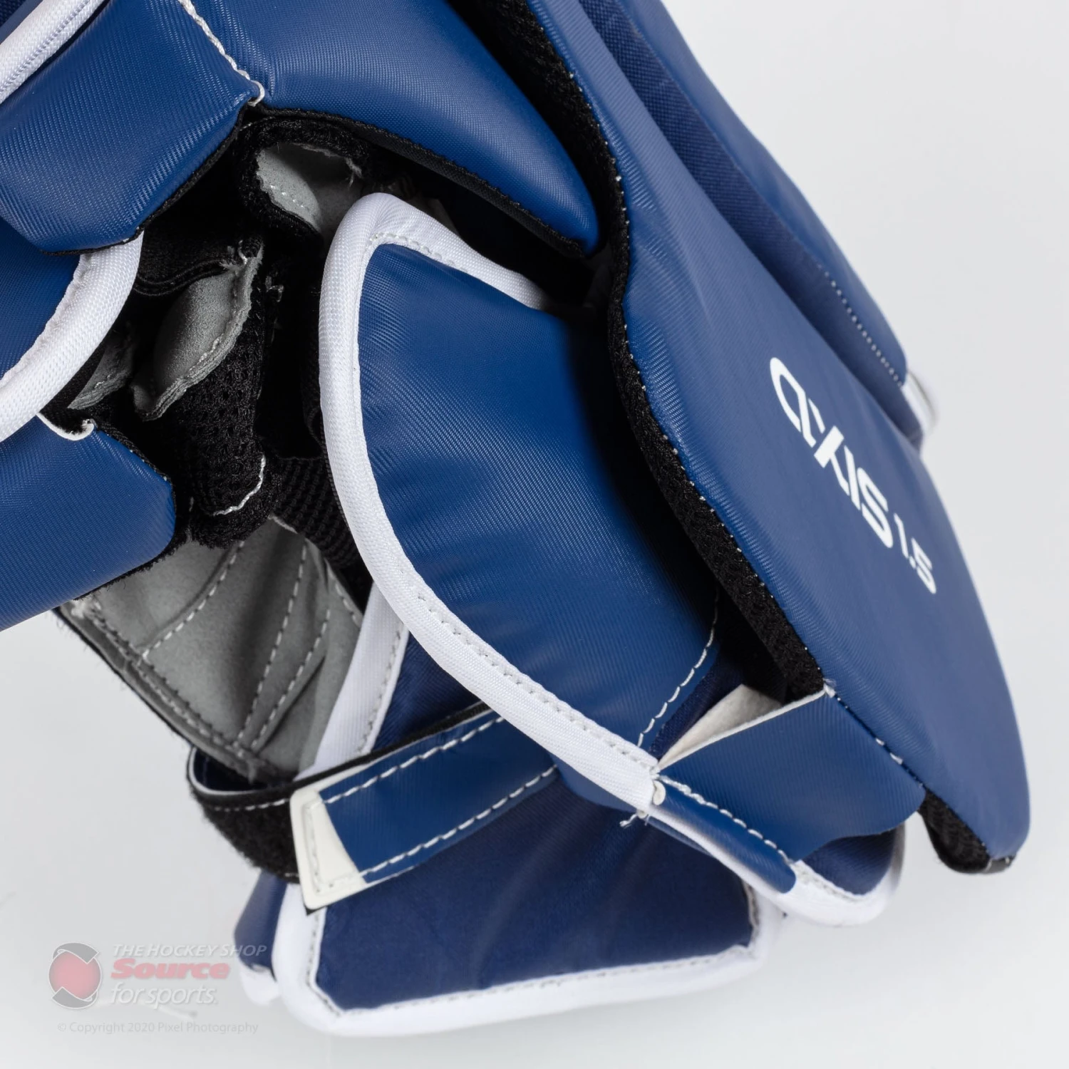 CCM Axis A1.5 Junior Goalie Blocker - Source Exclusive 13 CCM Axis A1.5 Junior Goalie Blocker - Source Exclusive - Image 11