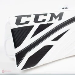 CCM Extreme Flex E4.9 Intermediate Goalie Blocker - Source Exclusive -Hockey Equipment Store ccm blockers ccm extreme flex e4 9 intermediate goalie blocker source exclusive 5311075352642