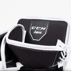CCM Extreme Flex E4.9 Intermediate Goalie Blocker - Source Exclusive -Hockey Equipment Store ccm blockers ccm extreme flex e4 9 intermediate goalie blocker source exclusive 5311076991042