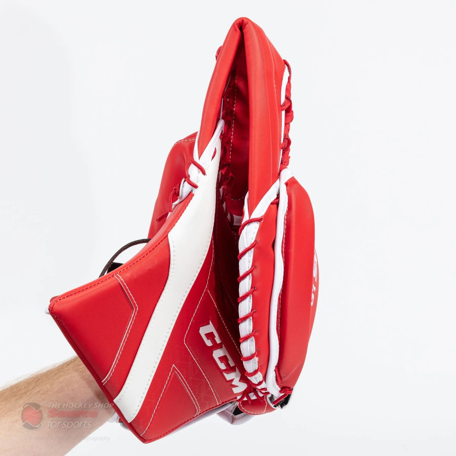 CCM Axis A1.9 Senior Goalie Catcher - Source Exclusive 10 CCM Axis A1.9 Senior Goalie Catcher - Source Exclusive - Image 8