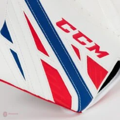 CCM Extreme Flex 4 Pro Senior Goalie Catcher -Hockey Equipment Store ccm catchers ccm extreme flex 4 pro senior goalie catcher 5314630189122