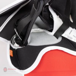 CCM Extreme Flex 5 Senior Goalie Catcher - 600 Break Angle -Hockey Equipment Store ccm catchers ccm extreme flex 5 senior goalie catcher 600 break angle 27972556488770