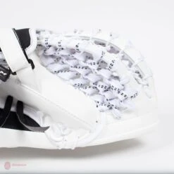 CCM Extreme Flex E4.5 Junior Goalie Catcher - Source Exclusive -Hockey Equipment Store ccm catchers ccm extreme flex e4 5 junior goalie catcher source exclusive 5323873157186