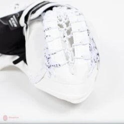 CCM Extreme Flex E4.5 Junior Goalie Catcher - Source Exclusive -Hockey Equipment Store ccm catchers ccm extreme flex e4 5 junior goalie catcher source exclusive 5323873550402