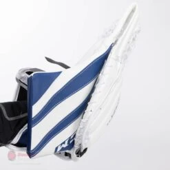 CCM Extreme Flex E5.5 Junior Goalie Catcher 19 CCM Extreme Flex E5.5 Junior Goalie Catcher -Hockey Equipment Store ccm catchers ccm extreme flex e5 5 junior goalie catcher 27972557439042