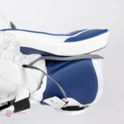 CCM Extreme Flex E5.5 Junior Goalie Catcher 25 CCM Extreme Flex E5.5 Junior Goalie Catcher -Hockey Equipment Store ccm catchers ccm extreme flex e5 5 junior goalie catcher 27972557537346