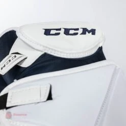 CCM Extreme Flex E5.9 Intermediate Goalie Catcher -Hockey Equipment Store ccm catchers ccm extreme flex e5 9 intermediate goalie catcher 27988516667458