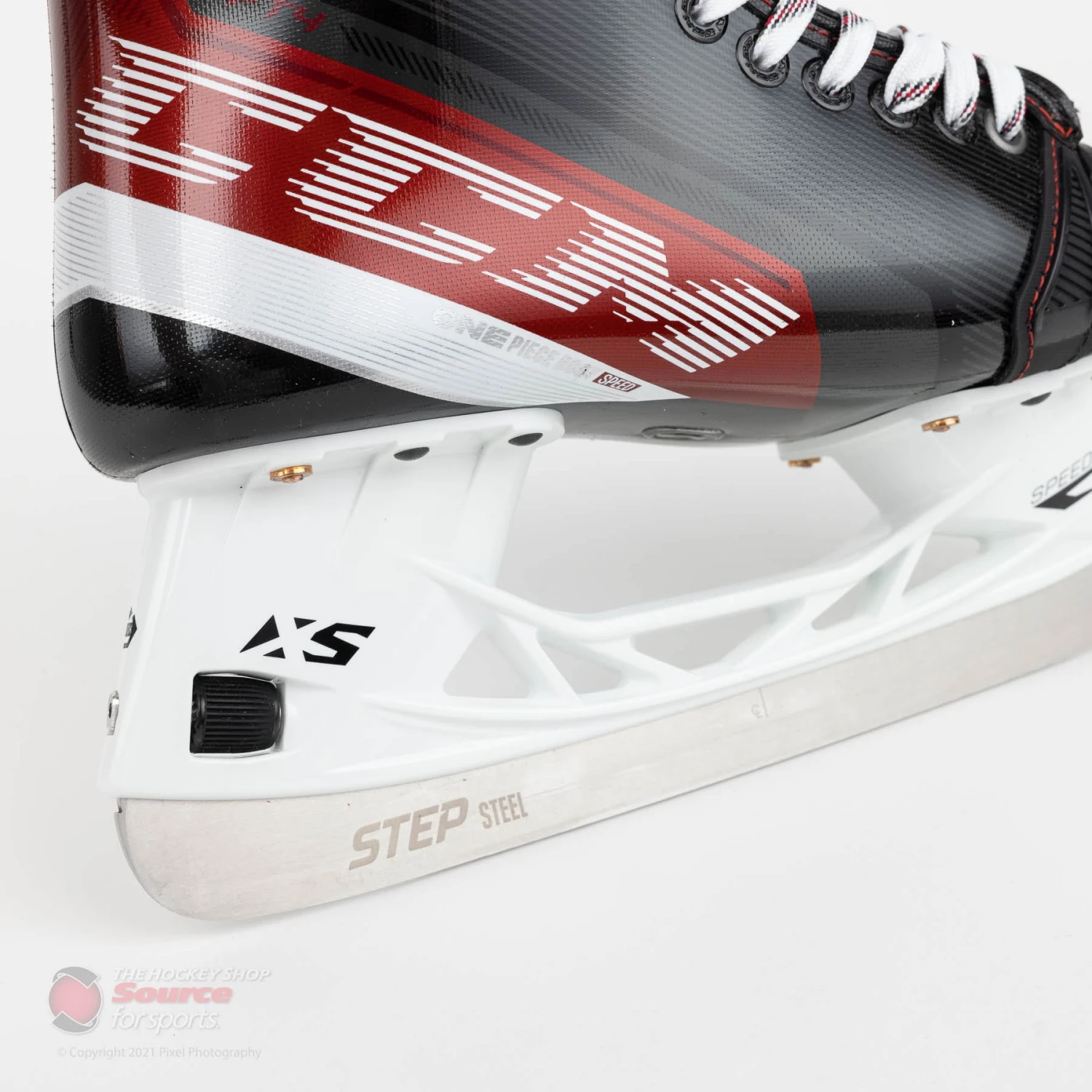 CCM Jetspeed FT4 Intermediate Hockey Skates 5 CCM Jetspeed FT4 Intermediate Hockey Skates - Image 3