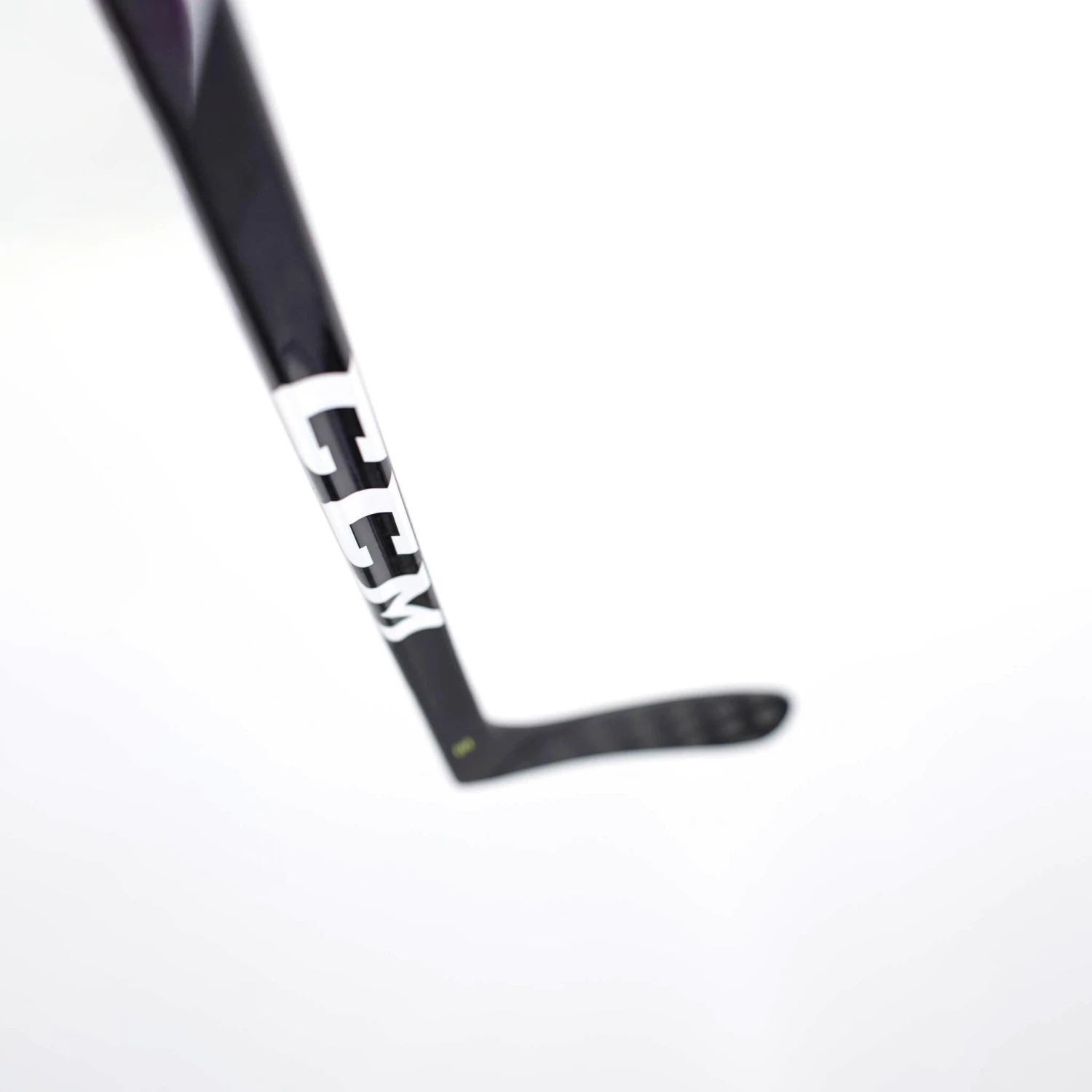 CCM RIBCOR 65K Intermediate Hockey Stick 6 CCM RIBCOR 65K Intermediate Hockey Stick - Image 4