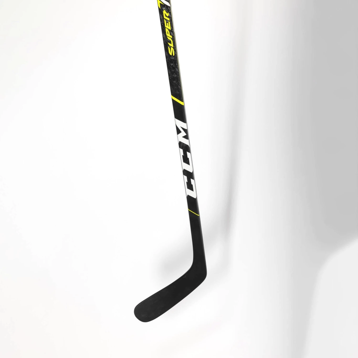 CCM Super Tacks 9360 Intermediate Hockey Stick 6 CCM Super Tacks 9360 Intermediate Hockey Stick - Image 4