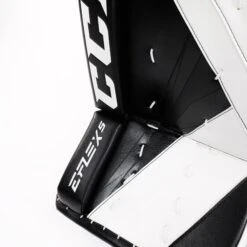 CCM Extreme Flex 5 Senior Goalie Leg Pads - "Pro" Stock - Cam Matwiv 13 CCM Extreme Flex 5 Senior Goalie Leg Pads - "Pro" Stock - Cam Matwiv -Hockey Equipment Store ccm leg pads ccm extreme flex 5 senior goalie leg pads pro stock cam matwiv white black 33 2 5 29000923119682
