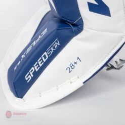 CCM Extreme Flex E5.5 Junior Goalie Leg Pads 26 CCM Extreme Flex E5.5 Junior Goalie Leg Pads -Hockey Equipment Store ccm leg pads ccm extreme flex e5 5 junior goalie leg pads 27988492910658