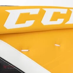 CCM Extreme Flex E5.9 Senior Goalie Leg Pads 25 CCM Extreme Flex E5.9 Senior Goalie Leg Pads -Hockey Equipment Store ccm leg pads ccm extreme flex e5 9 senior goalie leg pads 27988495269954