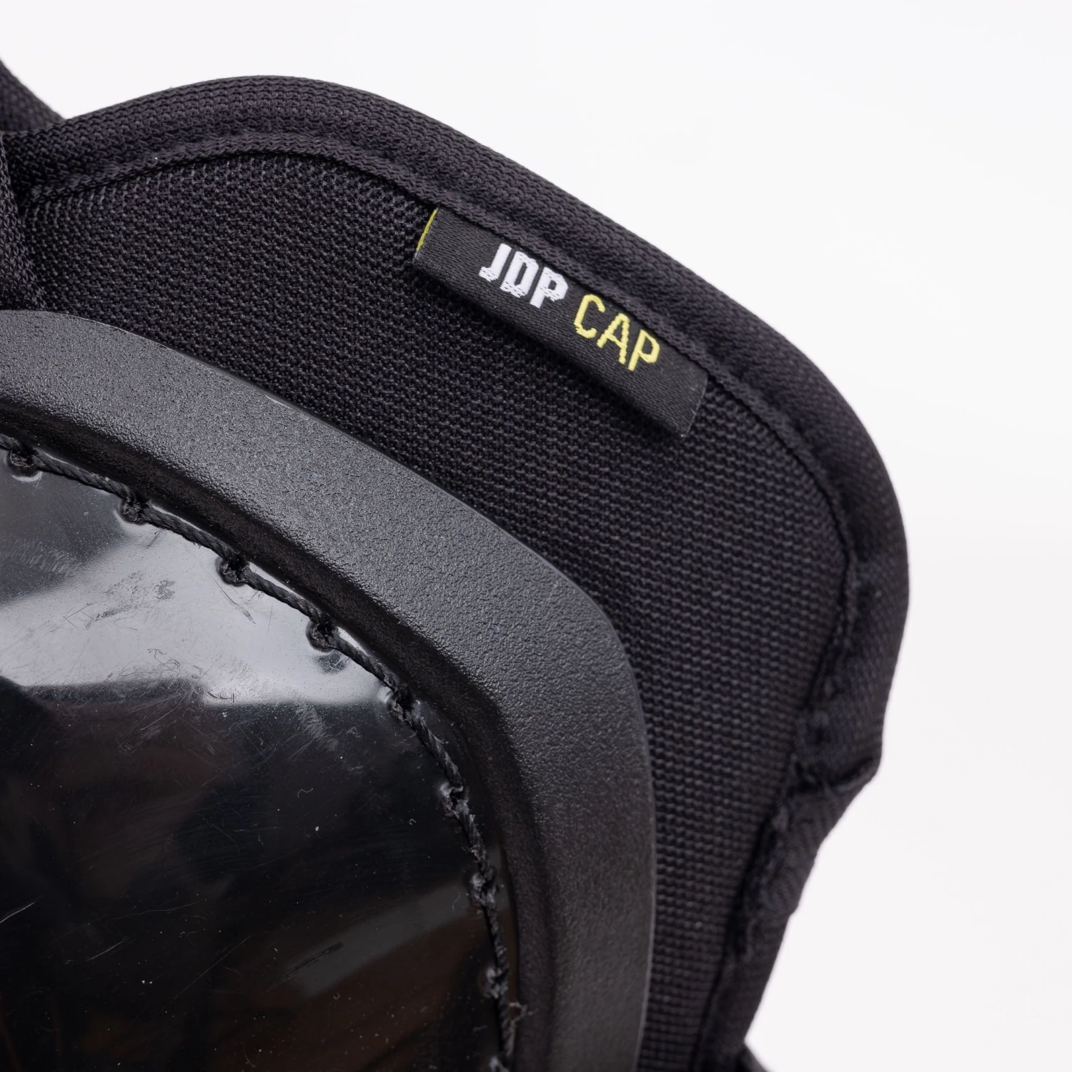 CCM Tacks AS-V Pro Junior Hockey Shin Guards 8 CCM Tacks AS-V Pro Junior Hockey Shin Guards - Image 6