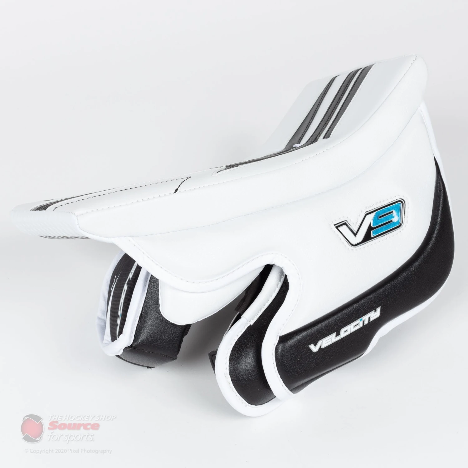 Vaughn Velocity V9 Intermediate Goalie Blocker 5 Vaughn Velocity V9 Intermediate Goalie Blocker - Image 3