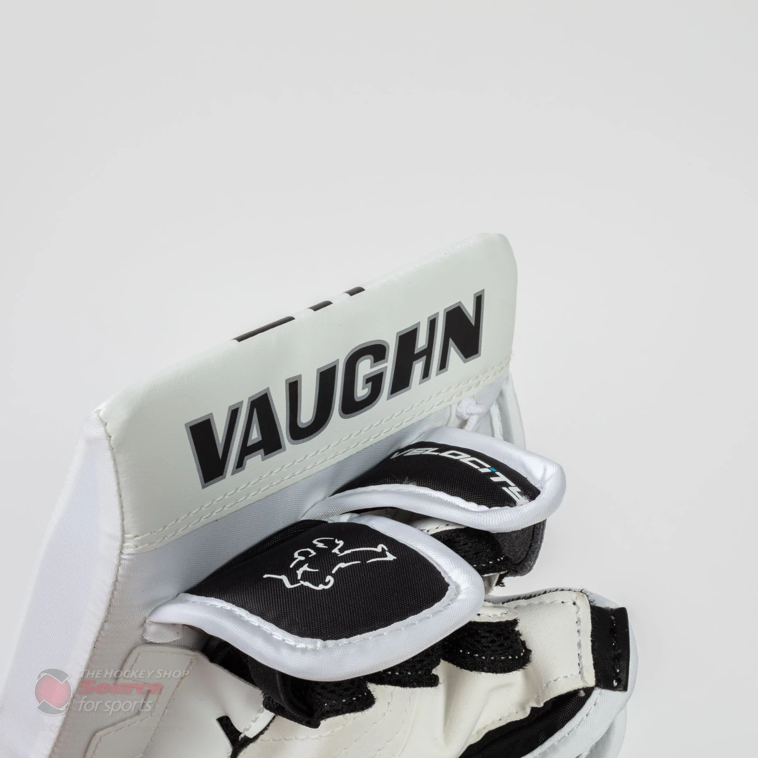 Vaughn Velocity V9 Youth Goalie Blocker 8 Vaughn Velocity V9 Youth Goalie Blocker - Image 6