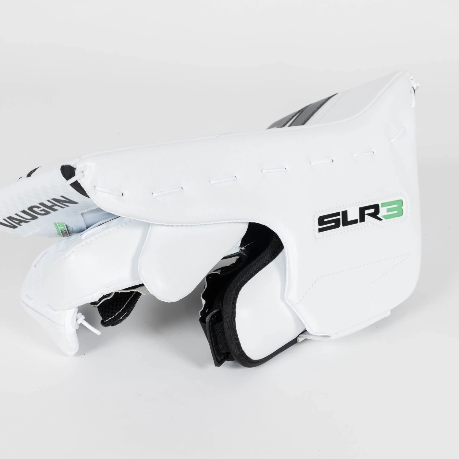 Vaughn Ventus SLR3 Pro Senior Goalie Blocker 4 Vaughn Ventus SLR3 Pro Senior Goalie Blocker - Image 2