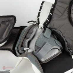 Warrior Ritual G5 SR+ Senior Goalie Catcher 20 Warrior Ritual G5 SR+ Senior Goalie Catcher -Hockey Equipment Store warrior catchers warrior ritual g5 sr senior goalie catcher 14050782937154