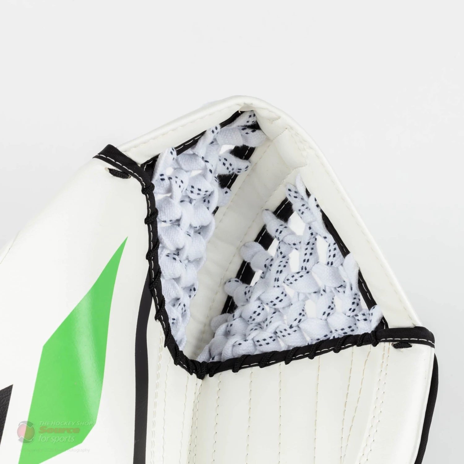 Warrior Ritual G5 Youth Goalie Catcher 7 Warrior Ritual G5 Youth Goalie Catcher - Image 5